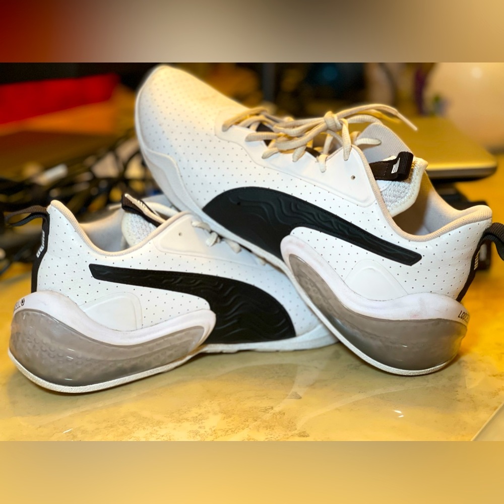 PUMA Men's LQDCELL Challenge Sneaker White Black